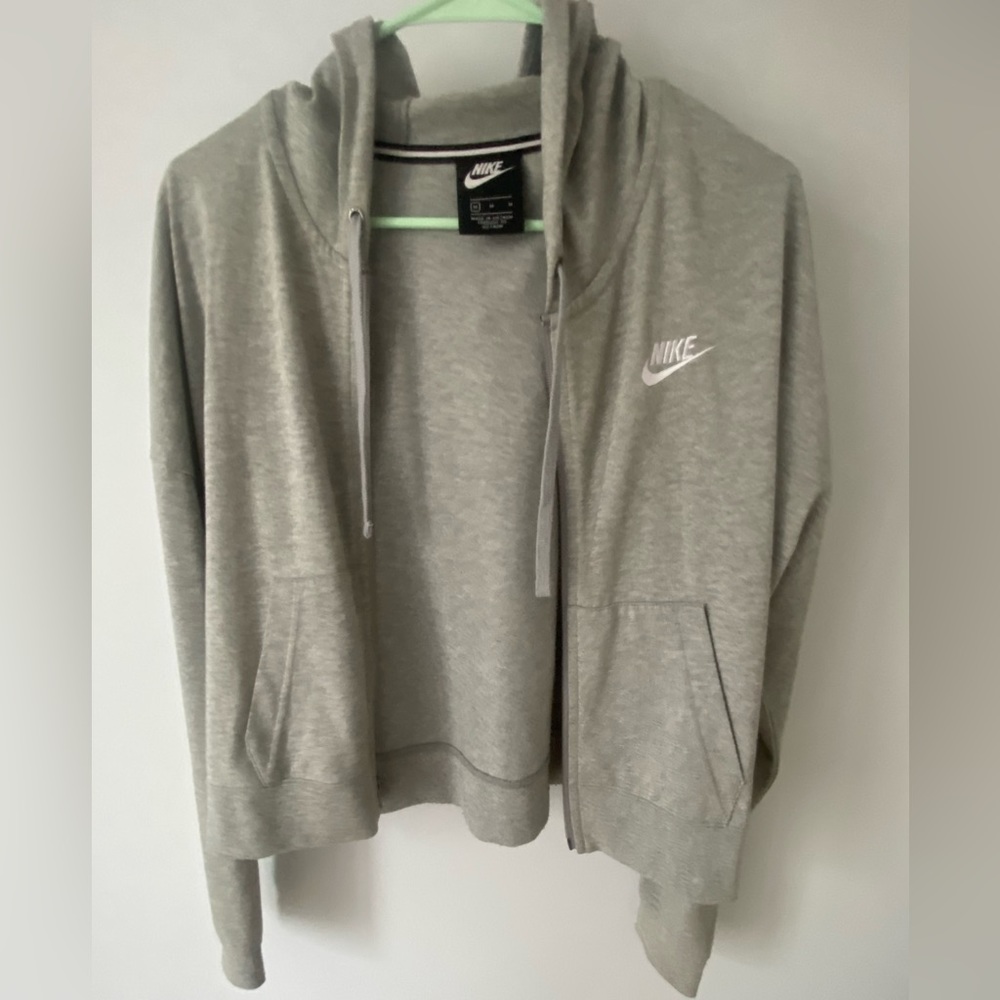 Nike gray zip up hoodie, Size medium, cropped fit